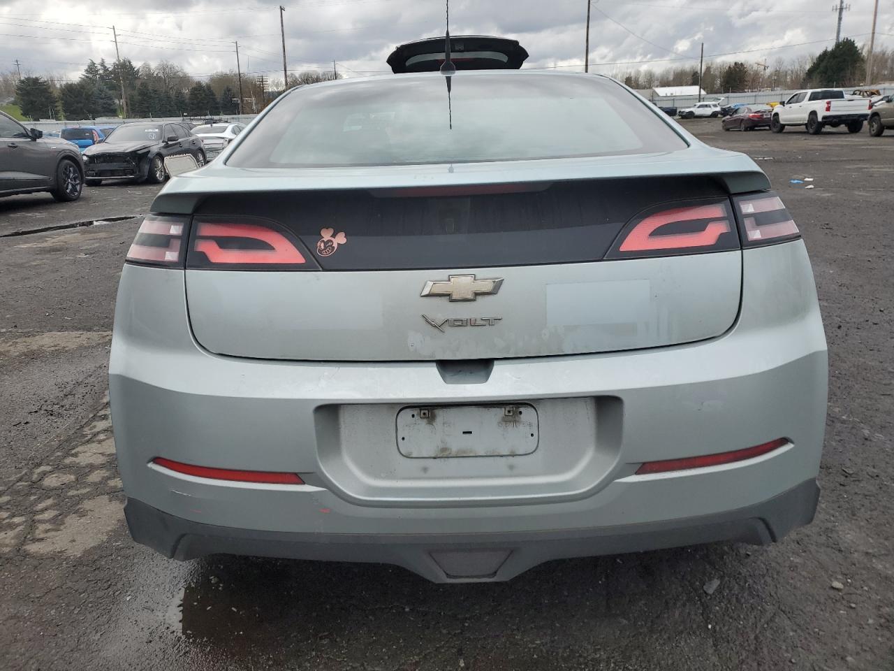2013 Chevrolet Volt - Image 6