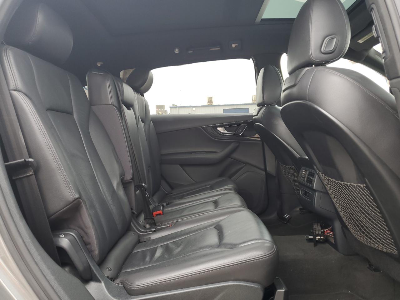 2017 Audi Q7 - Image 11