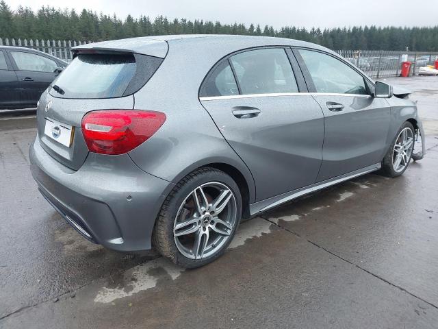 2017 MERCEDES BENZ A 180 D AM