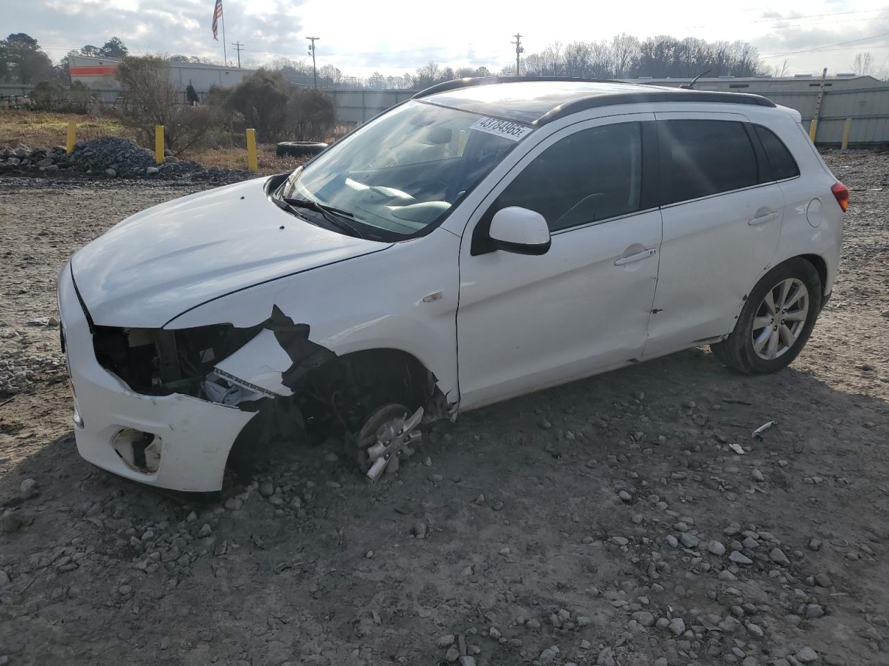 2013 Mitsubishi Outlander - Image 1