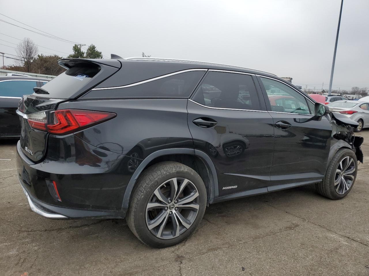 2018 Lexus RX - Image 3