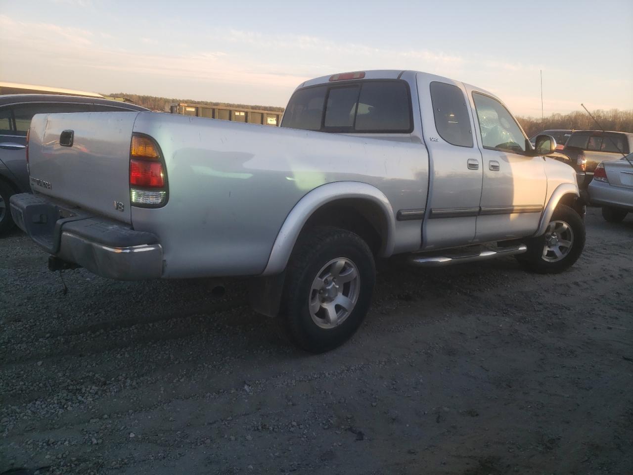 2000 Toyota Tundra - Image 3