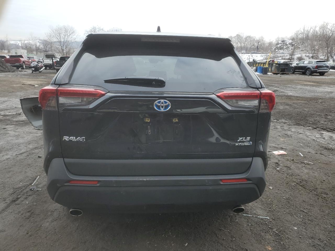 2024 Toyota RAV 4 - Image 6