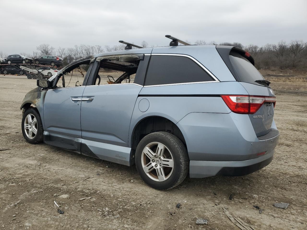 2012 Honda Odyssey - Image 2