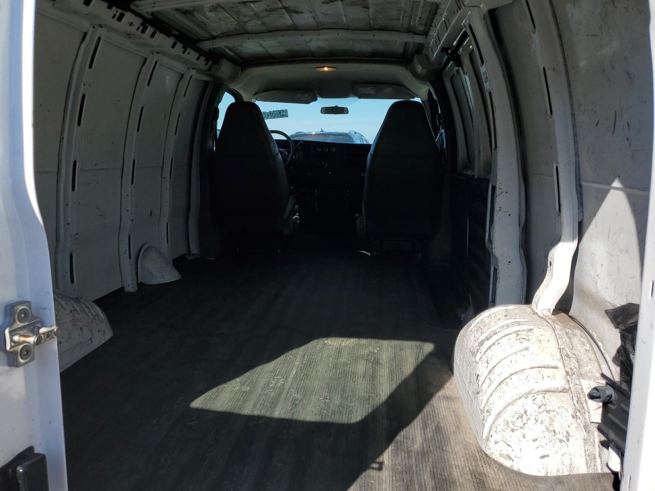 2009 Chevrolet Express G1500 VIN: 1GCFG15X991146325 Lot: 43802685