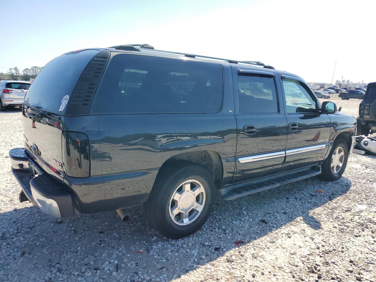2005 GMC Yukon - Image 3