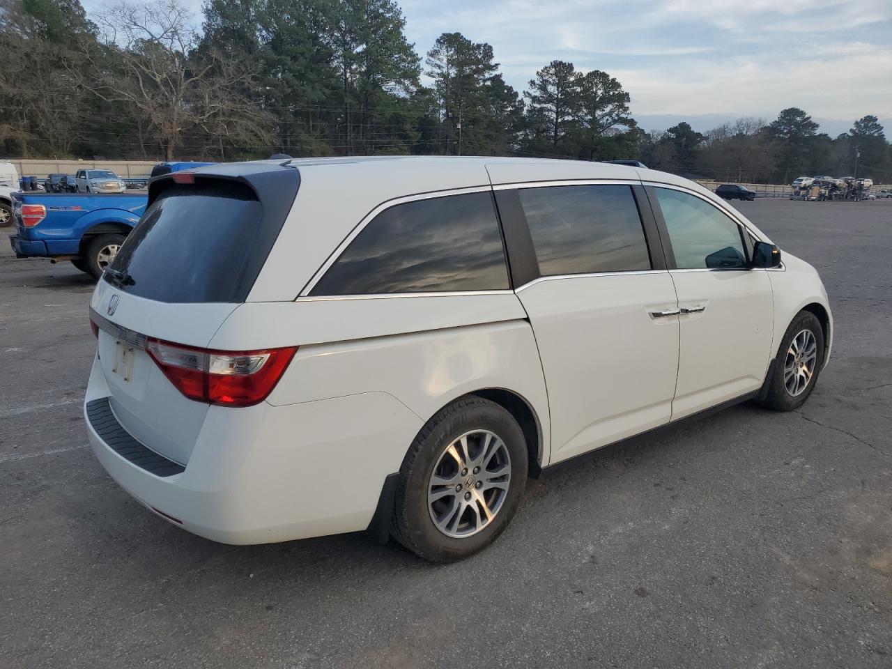 2012 Honda Odyssey - Image 3