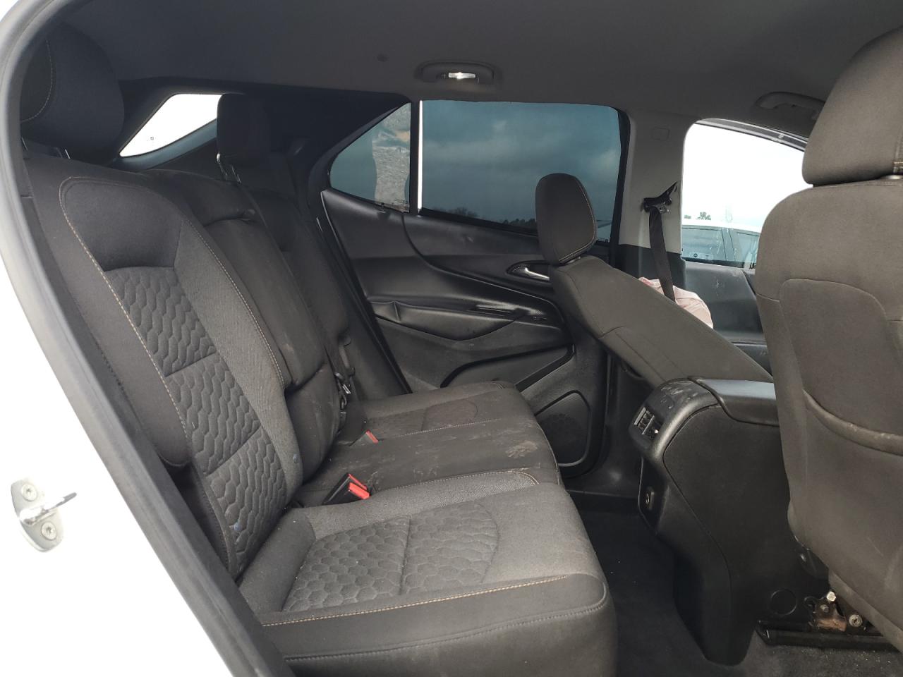 2020 Chevrolet Equinox - Image 11
