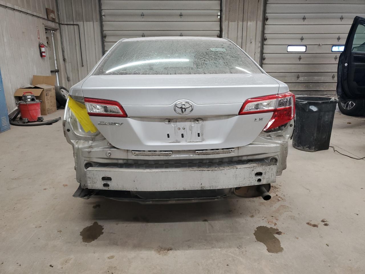 2012 Toyota Camry - Image 6