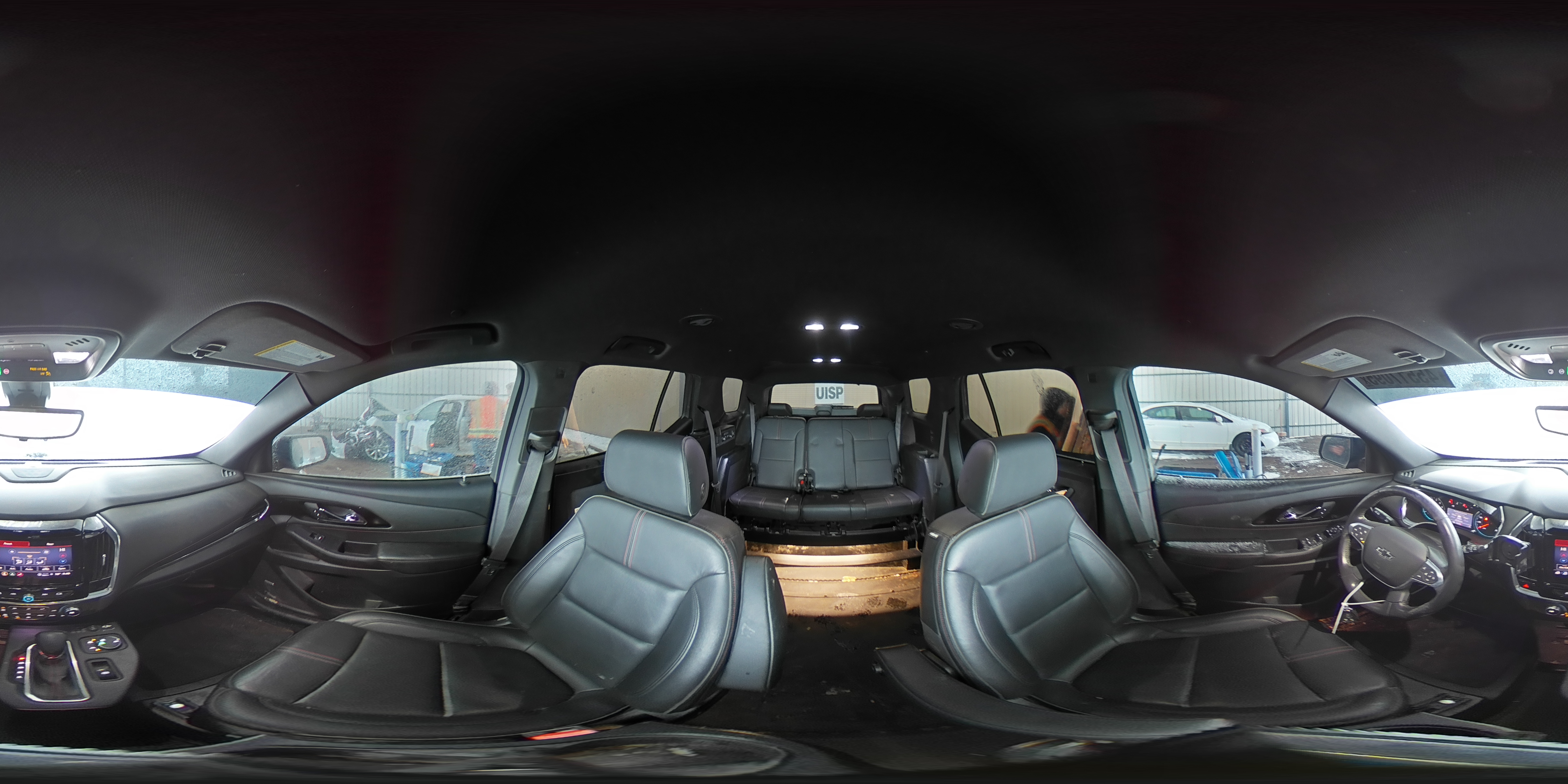 2022 Chevrolet Traverse - Image 13