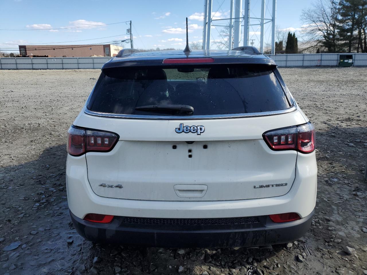 2018 Jeep Compass - Image 6