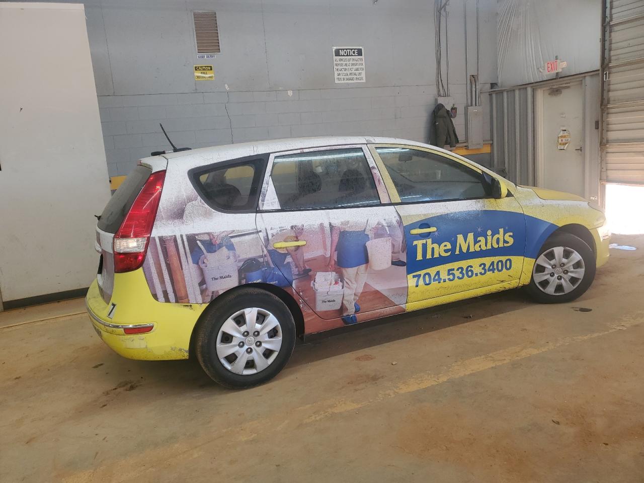 2011 Hyundai Elantra - Image 3