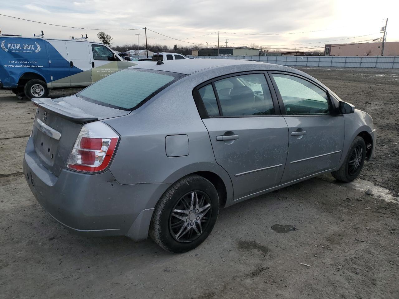 2011 Nissan Sentra - Image 3