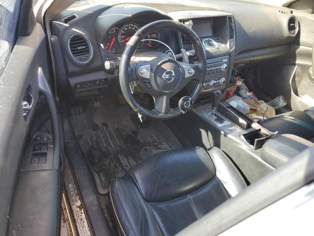 Седани NISSAN MAXIMA 2013 Сріблястий