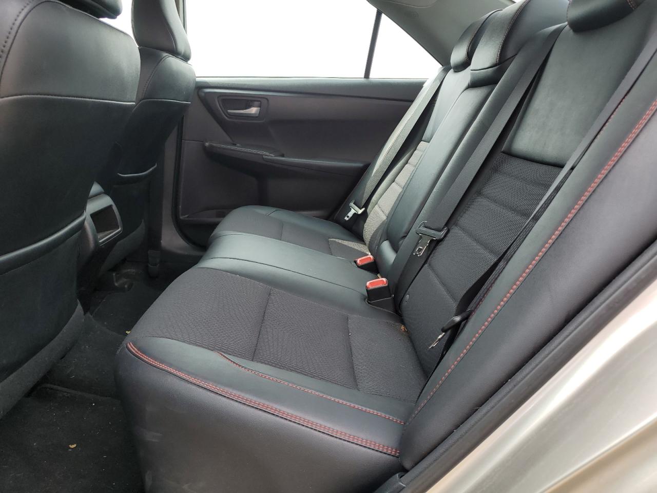 2017 Toyota Camry - Image 11