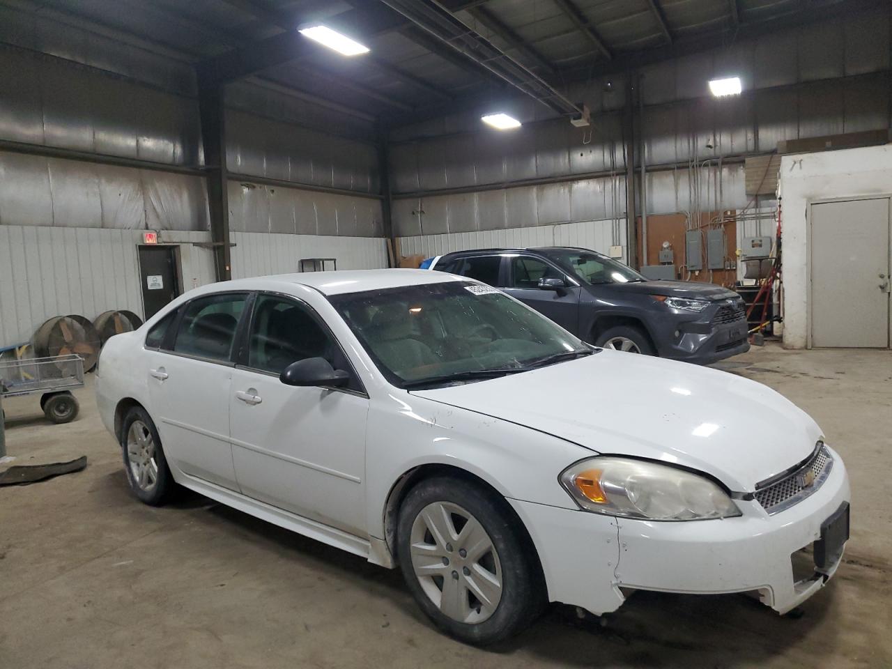 2011 Chevrolet Impala - Image 4