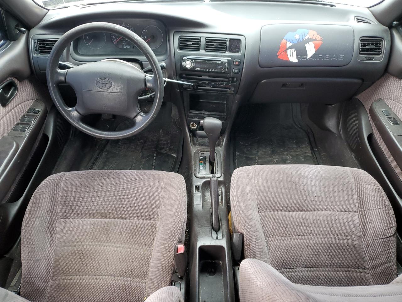 1995 Toyota Corolla - Image 8