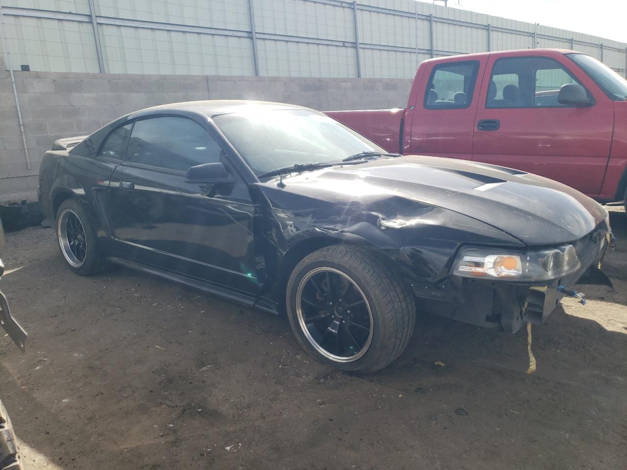 2000 Ford Mustang - Image 4