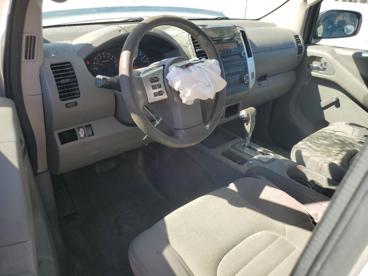 2014 Nissan Navara (Frontier) - Image 8