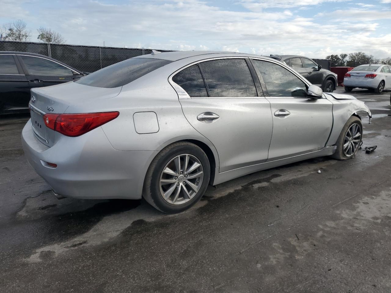 2017 Infiniti Q50 - Image 3