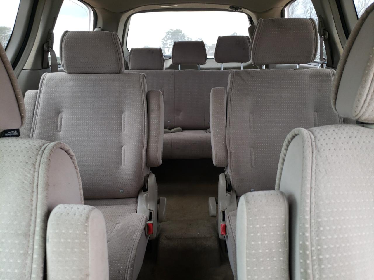 2005 Nissan Quest - Image 10