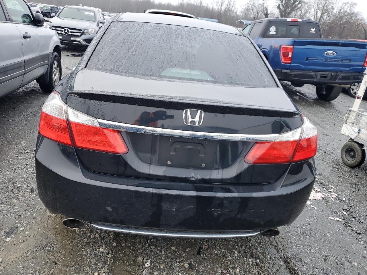 2015 Honda Accord - Image 6