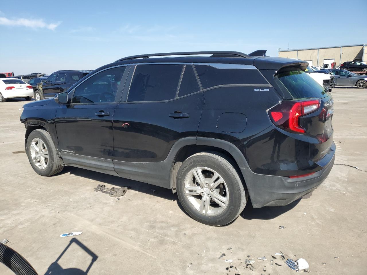 2022 GMC Terrain - Image 2