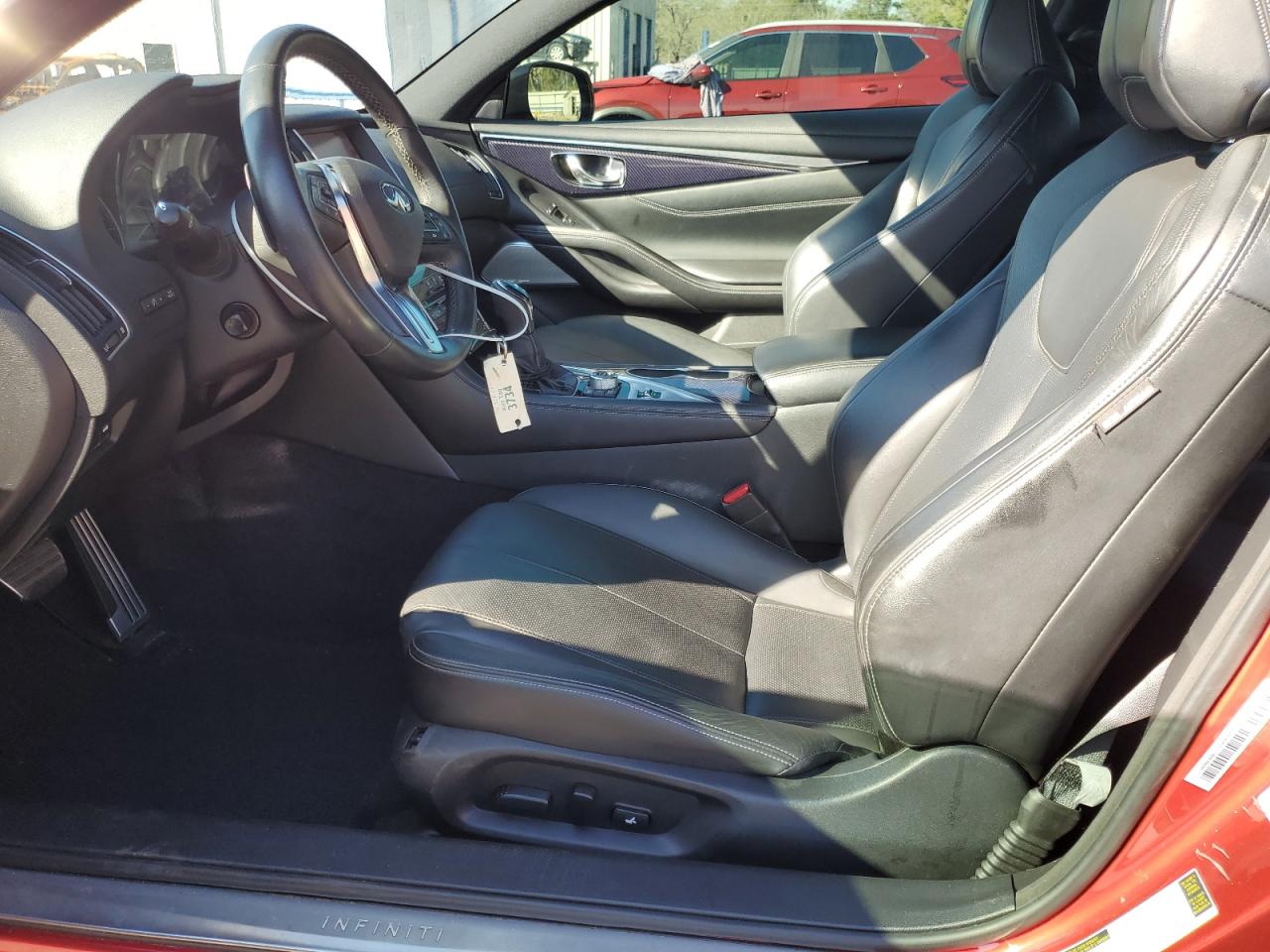 2018 Infiniti Q60 - Image 7