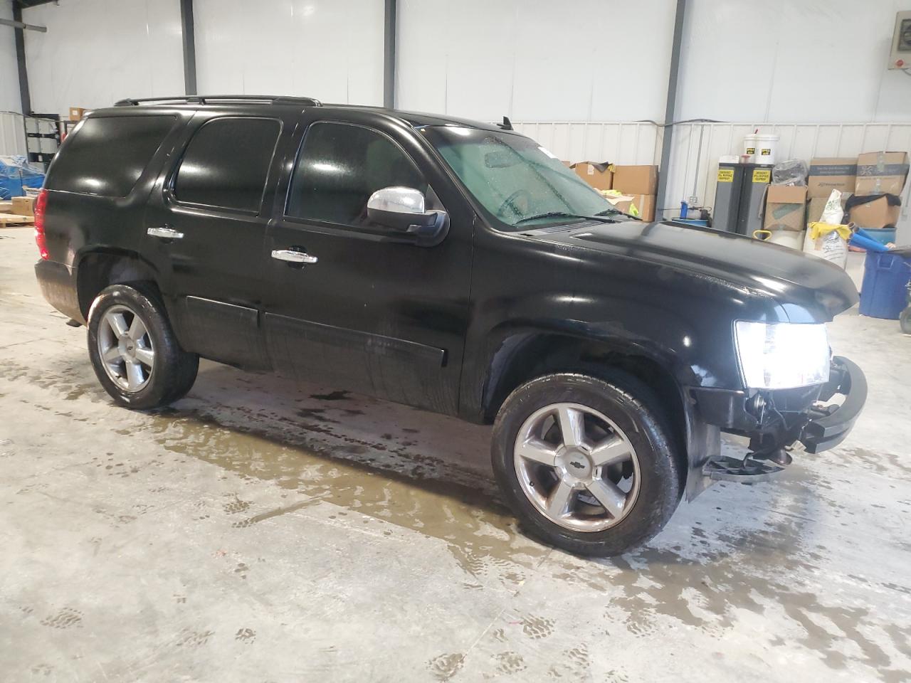 2010 Chevrolet Tahoe - Image 4