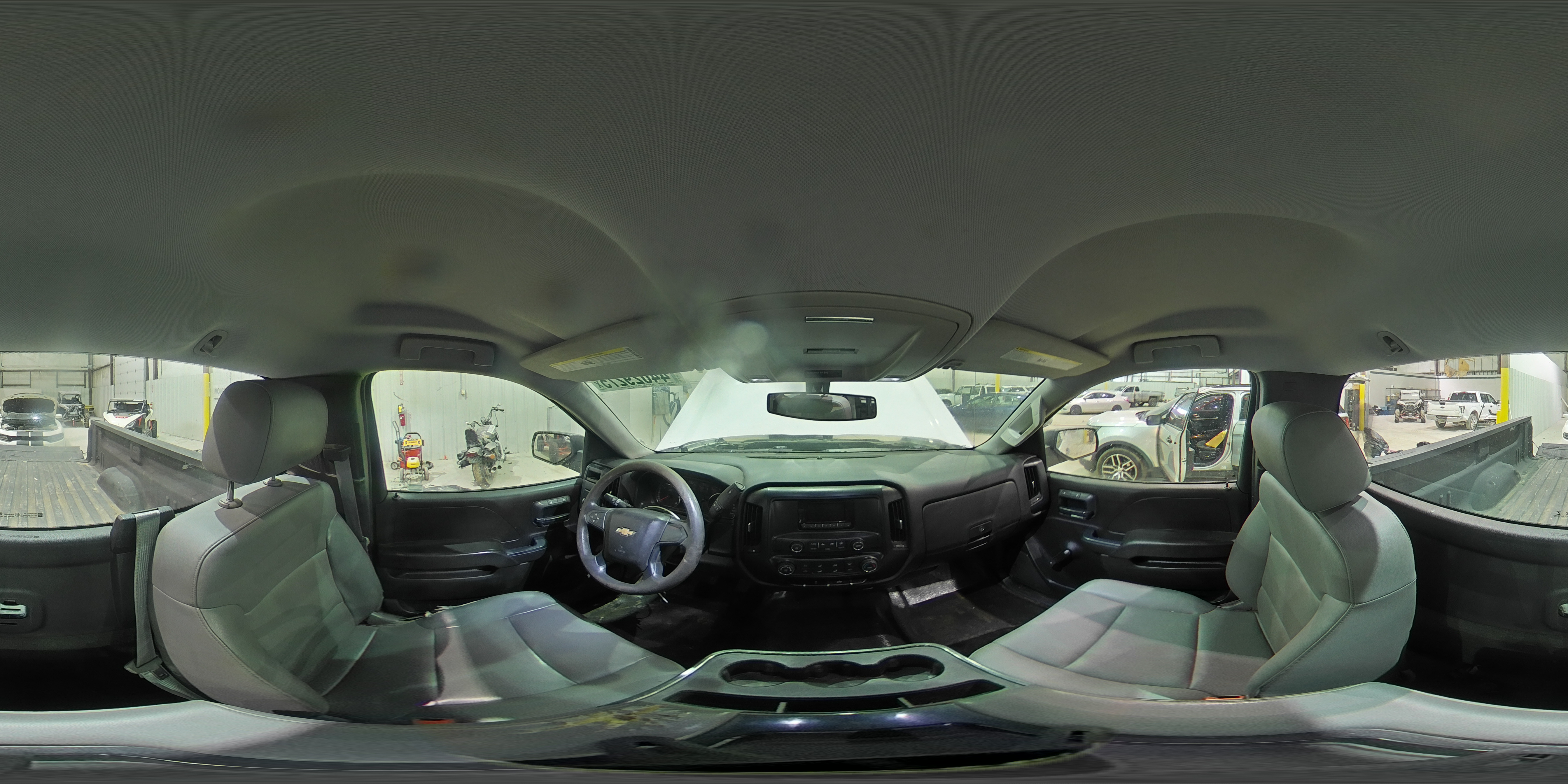 2015 Chevrolet Silverado - Image 14