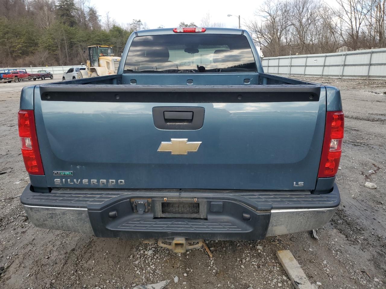 2011 Chevrolet Silverado - Image 6