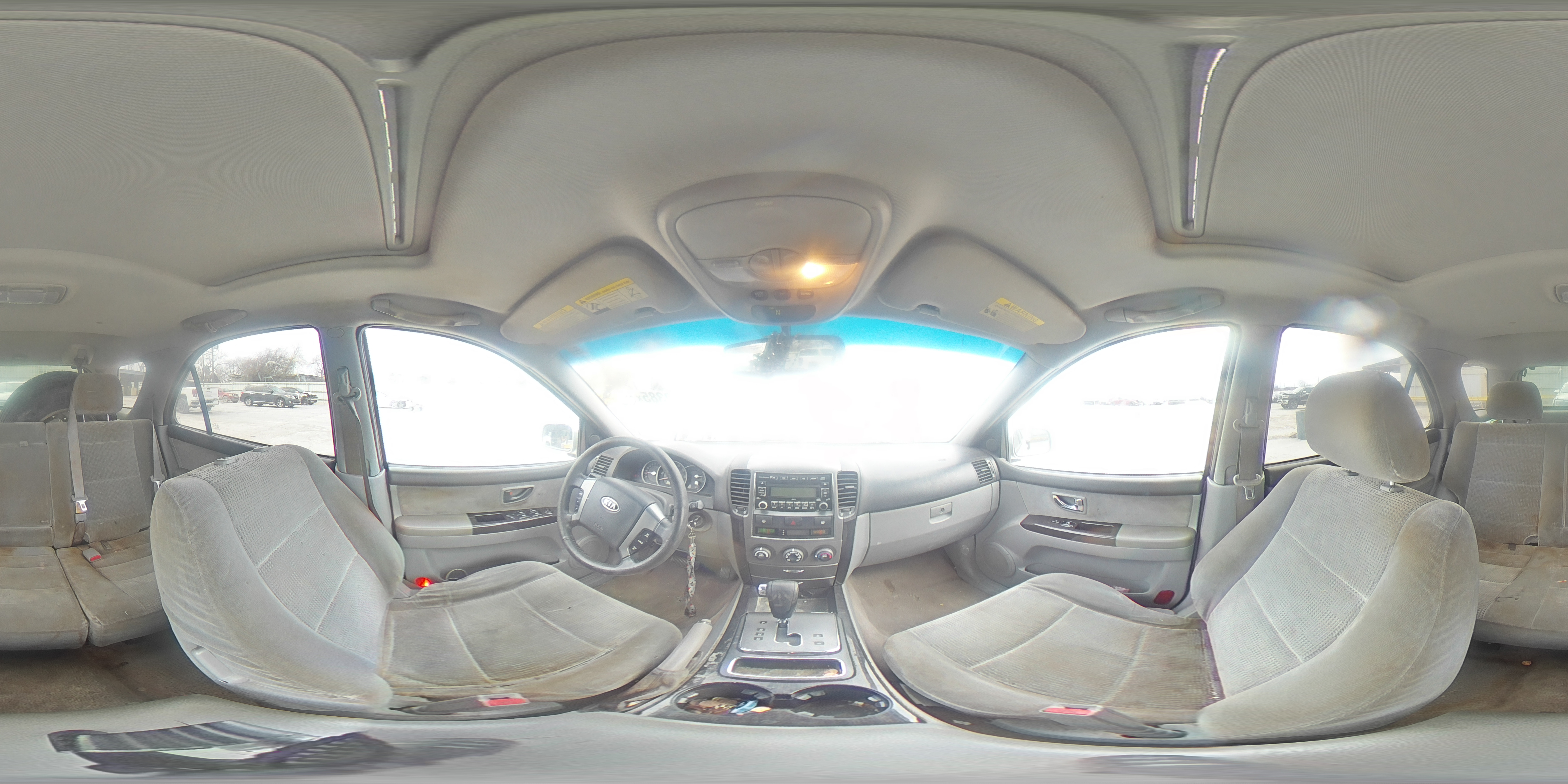 2008 Kia Sorento - Image 13