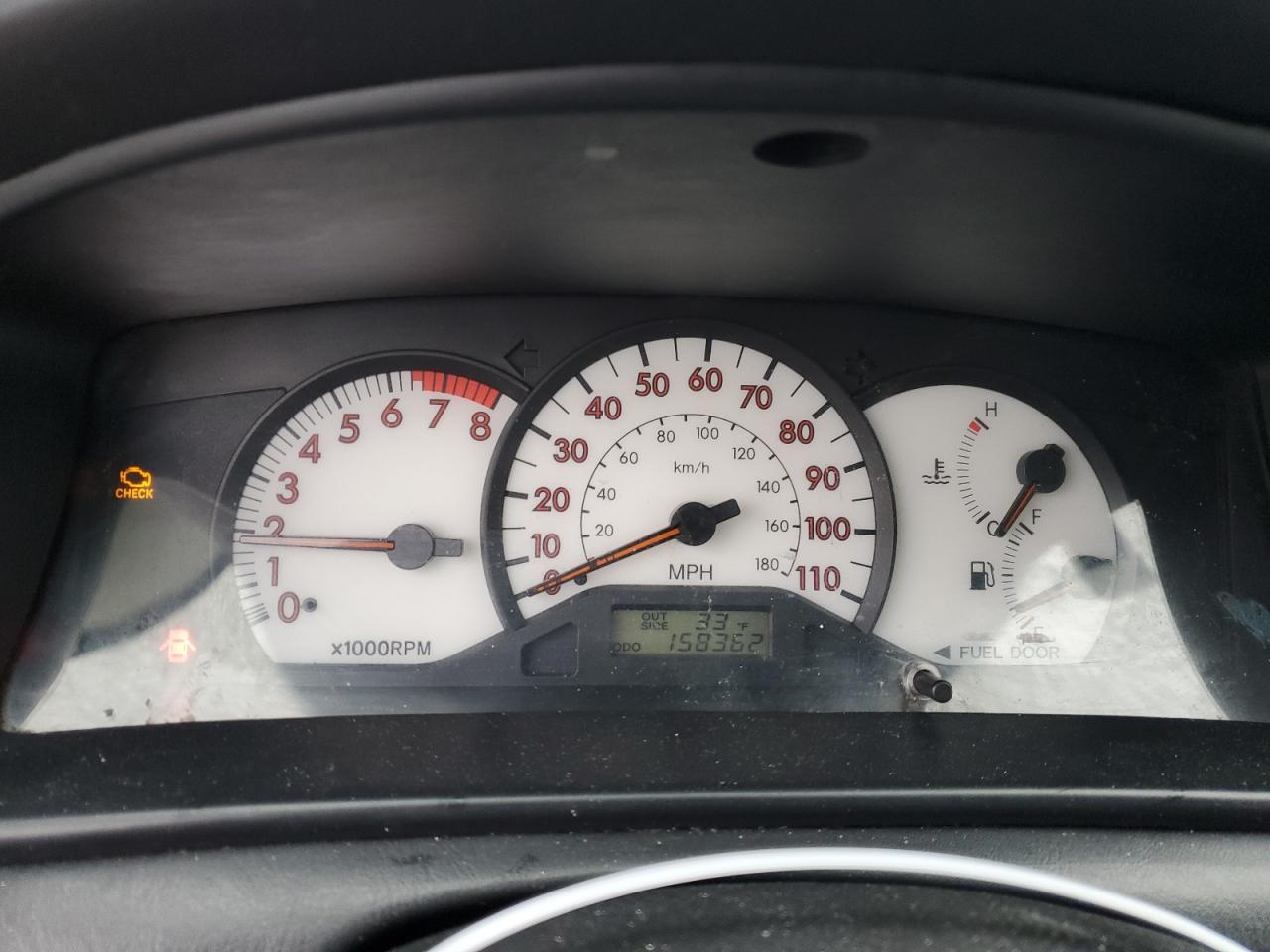 2004 Toyota Corolla - Image 9