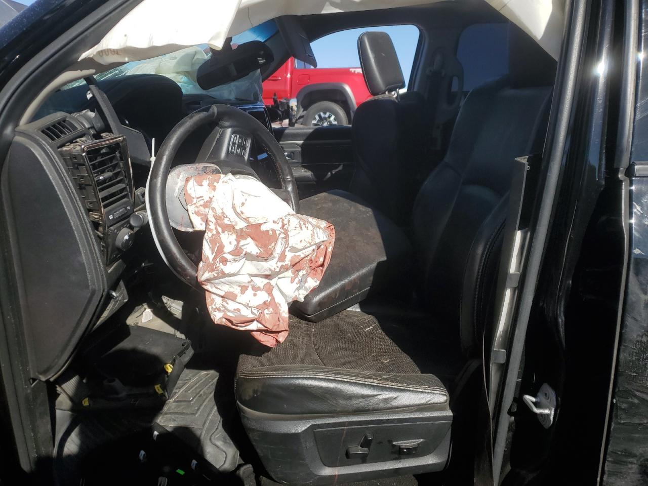 2014 RAM 1500 - Image 7
