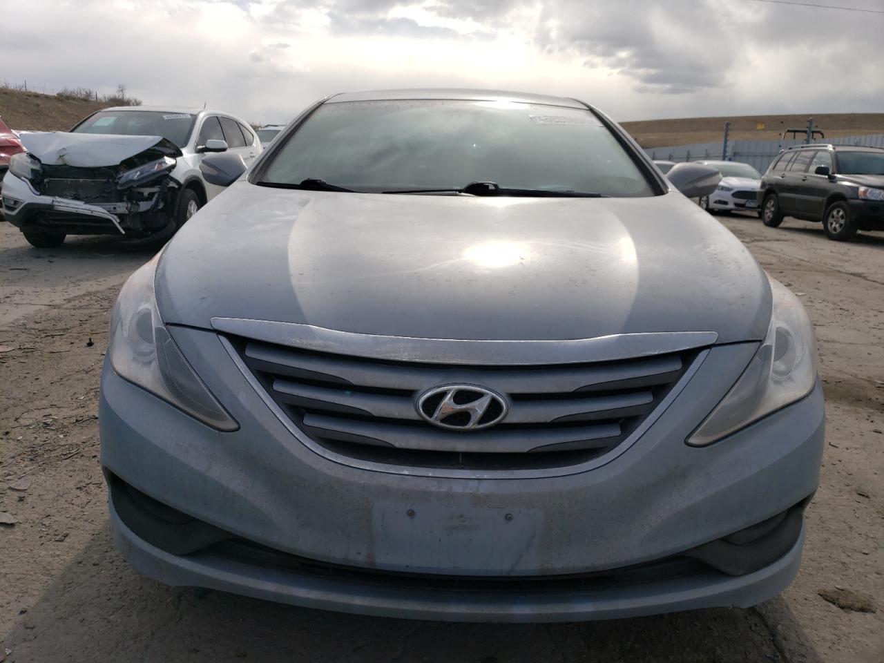 2014 Hyundai Sonata - Image 5