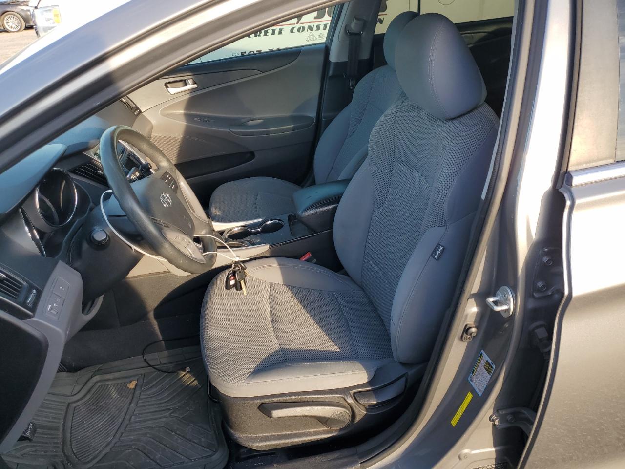 2014 Hyundai Sonata - Image 7