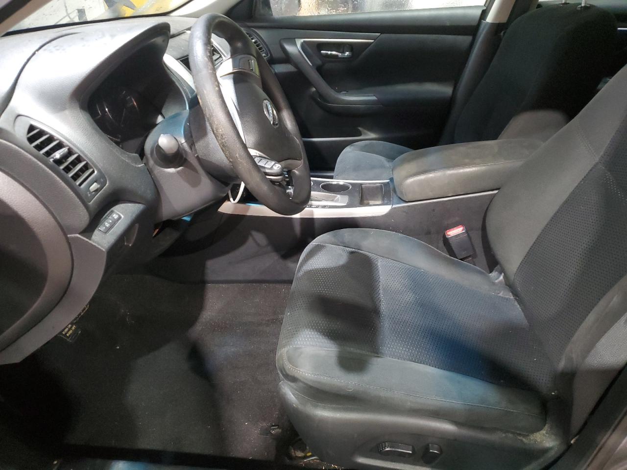2015 Nissan Altima - Image 7