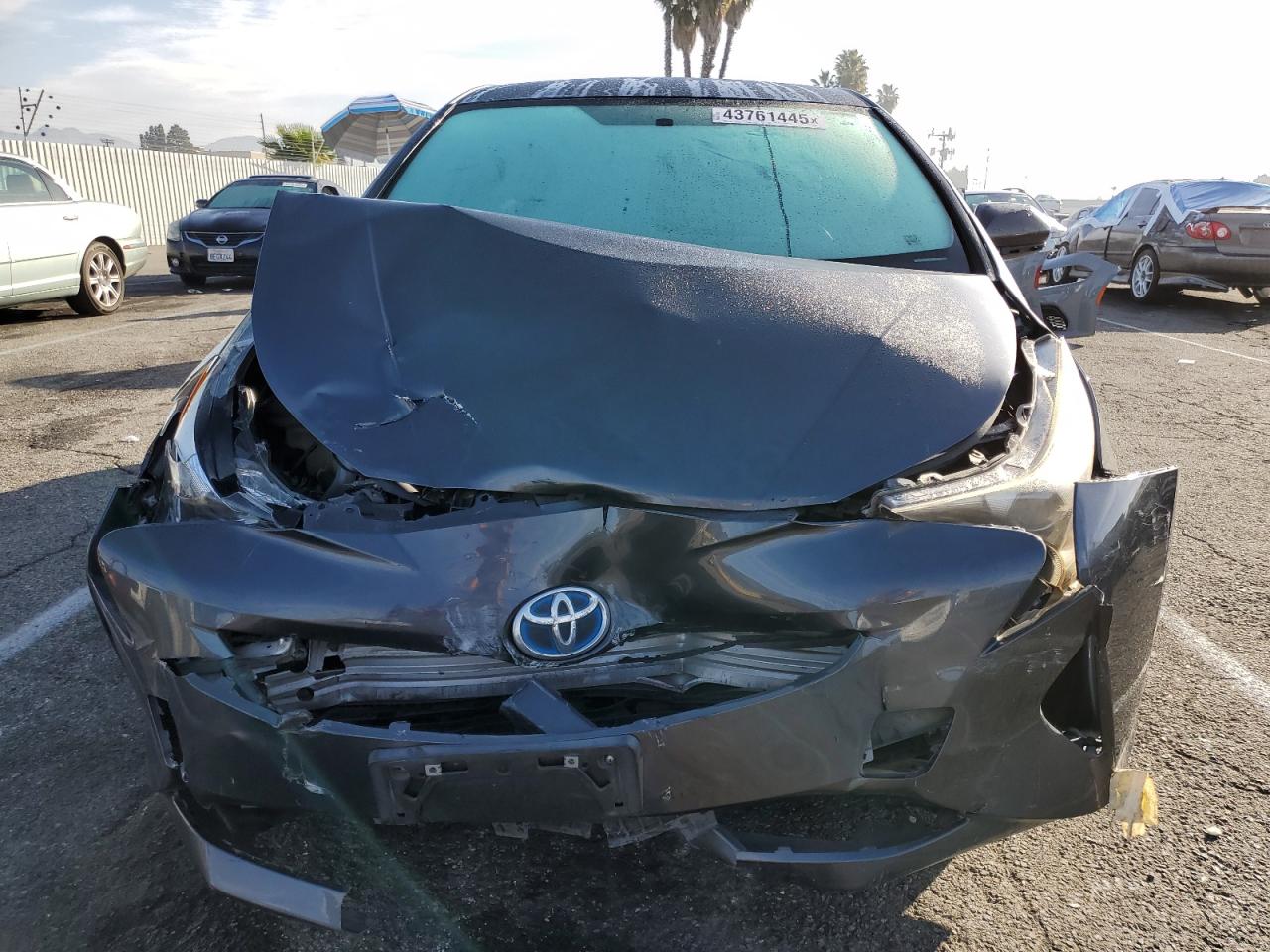 2016 Toyota Prius - Image 5