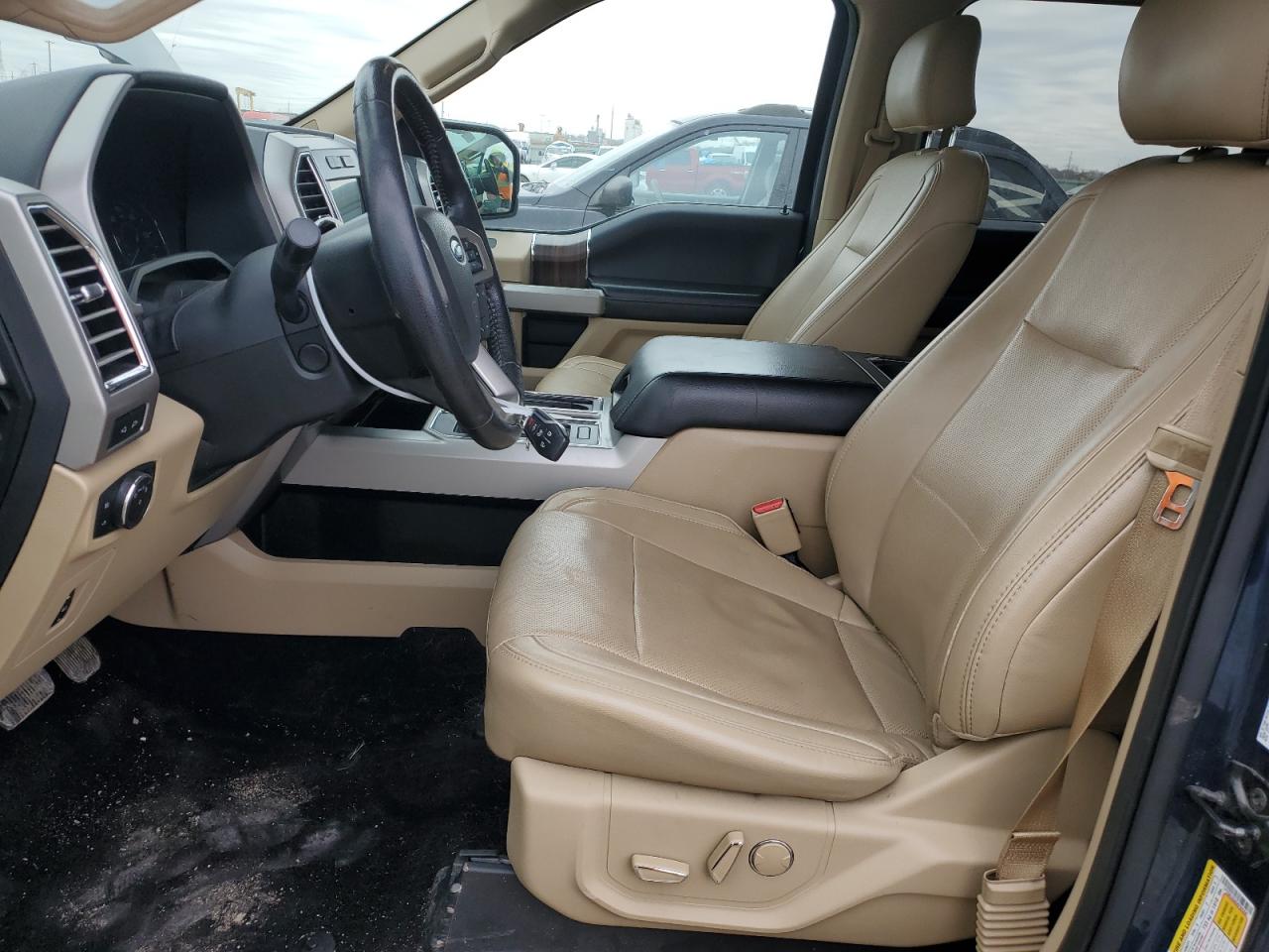 2016 Ford F-150 - Image 7