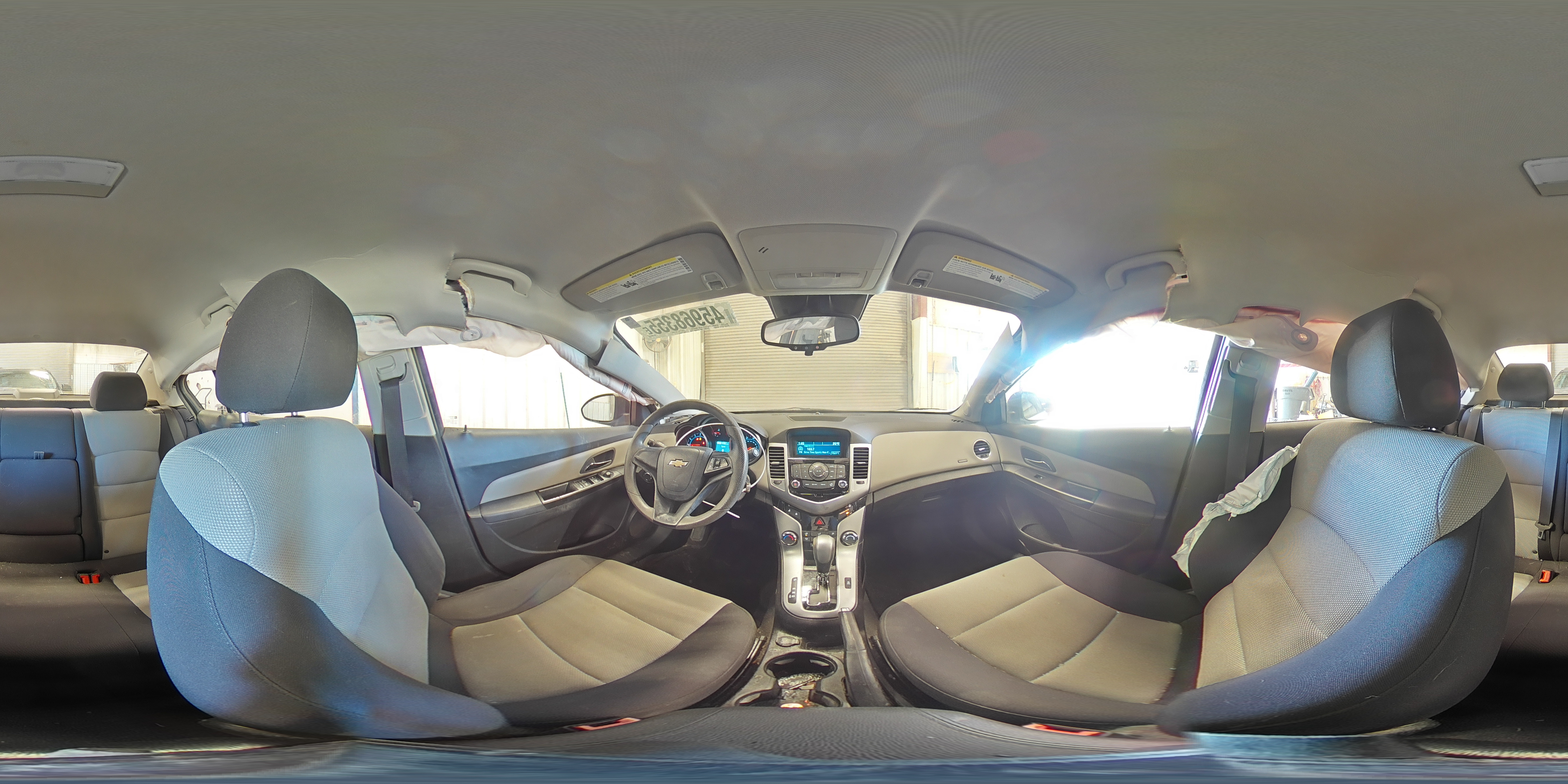 2013 Chevrolet Cruze - Image 12