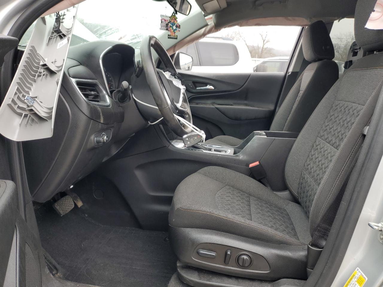 2022 Chevrolet Equinox - Image 7