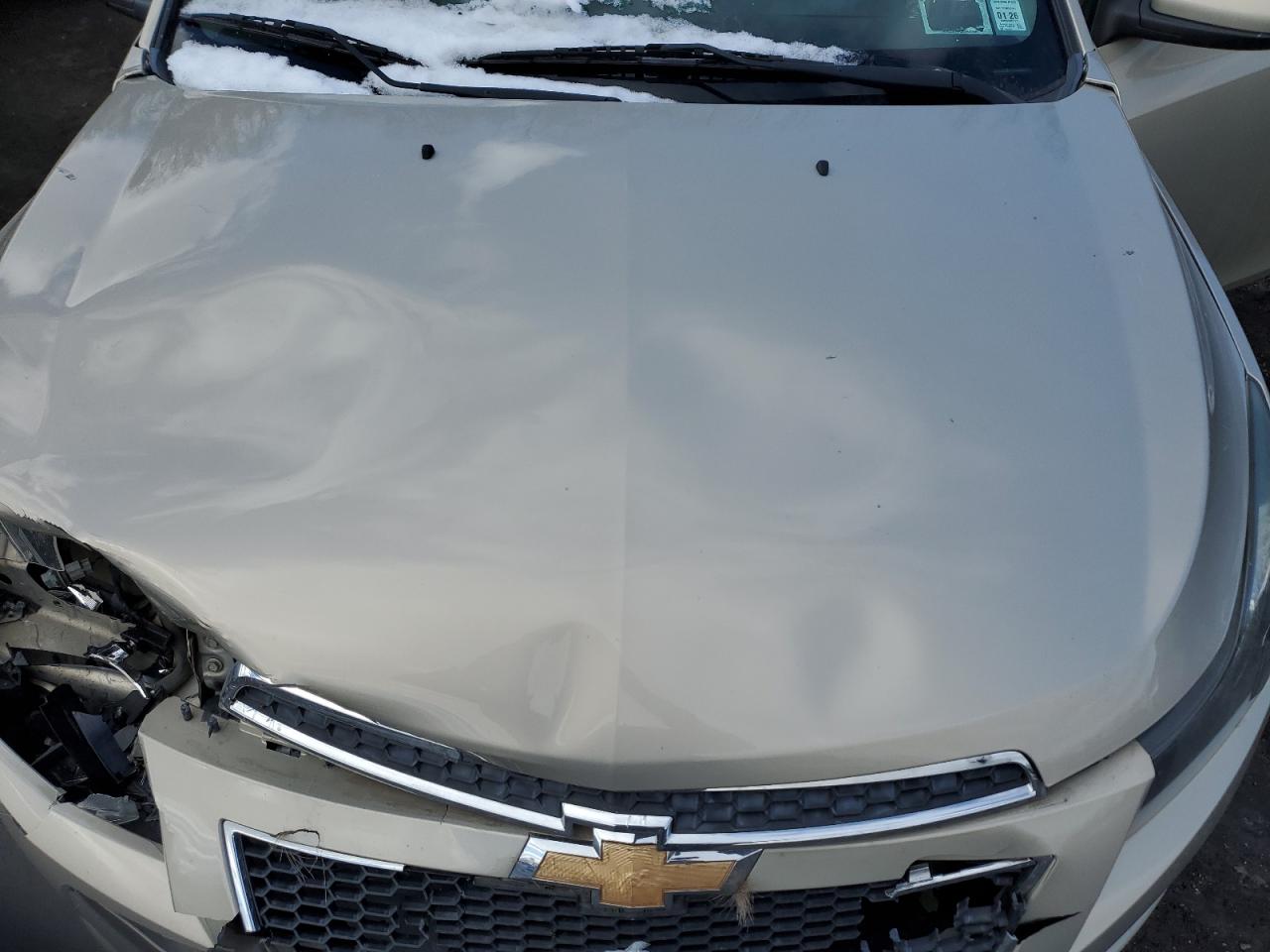 2011 Chevrolet Cruze - Image 11
