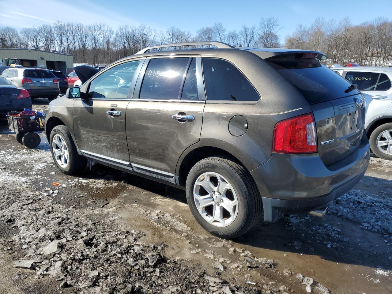 2011 Ford Edge - Image 2