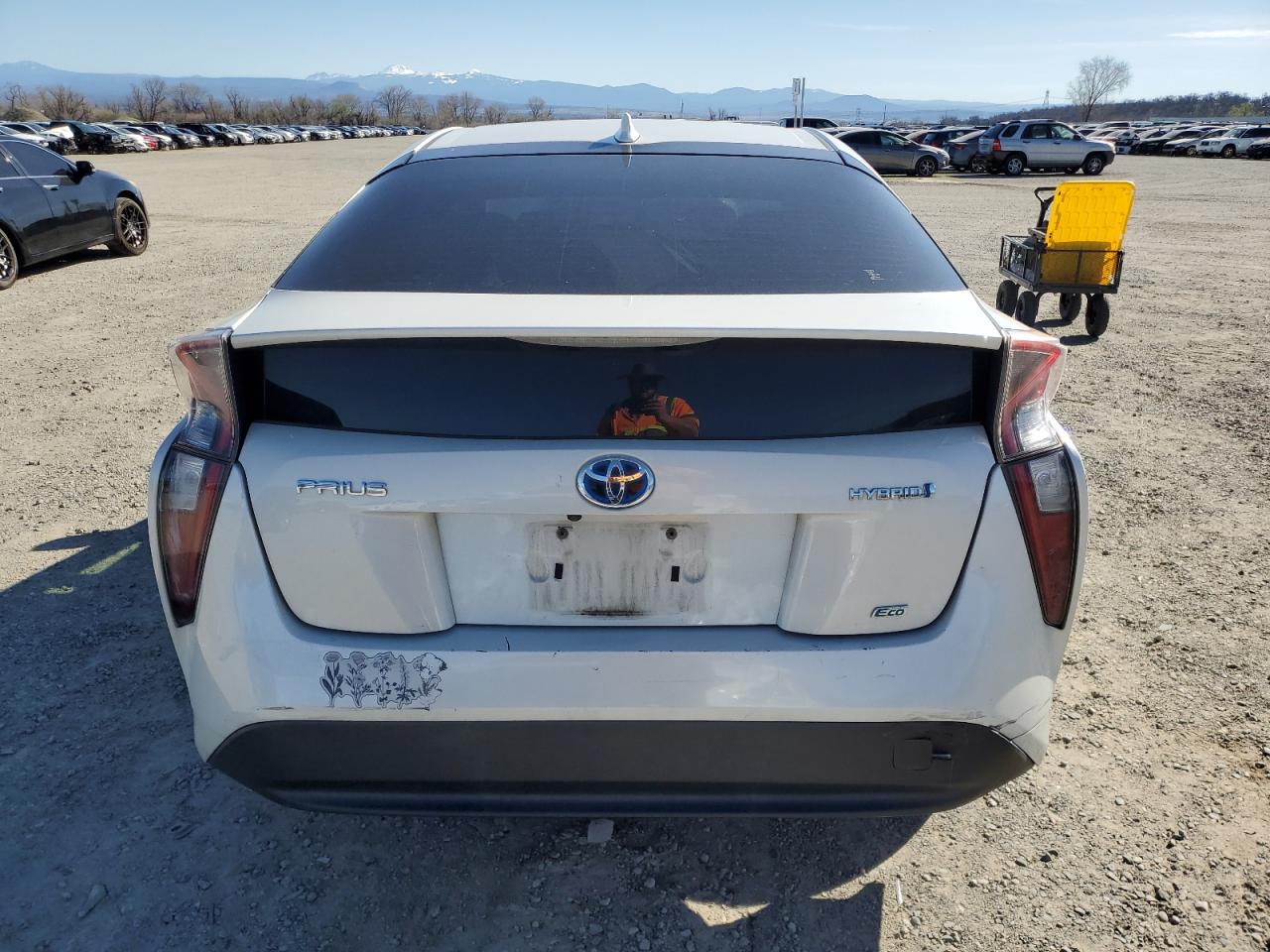 2016 Toyota Prius - Image 6