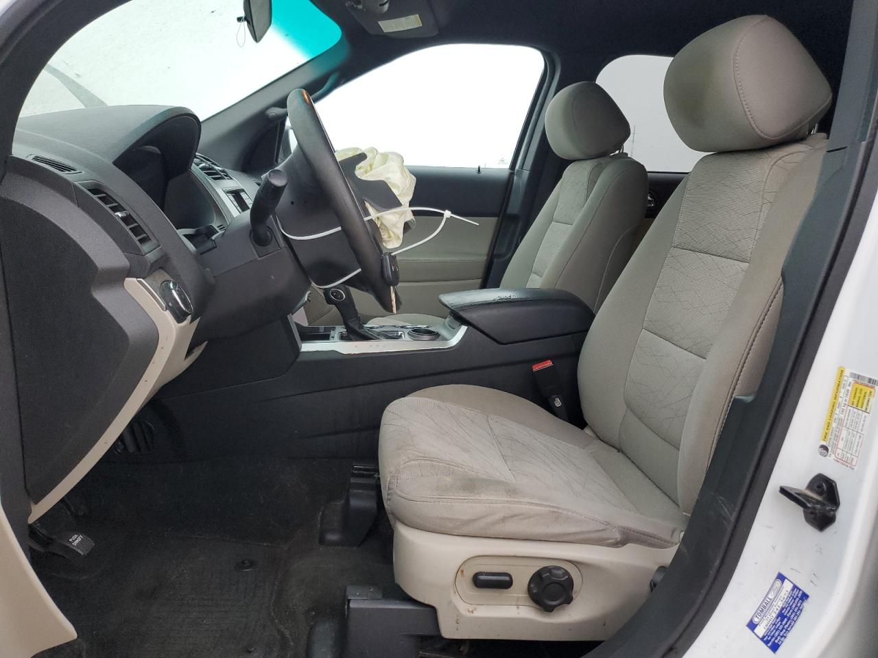 2014 Ford Explorer - Image 7