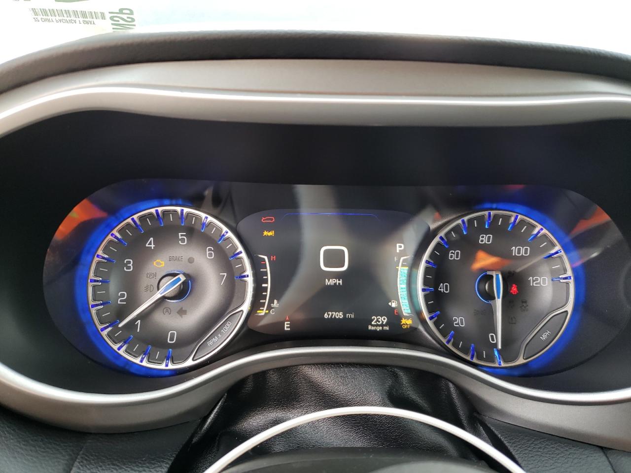 2022 Chrysler Pacifica - Image 9