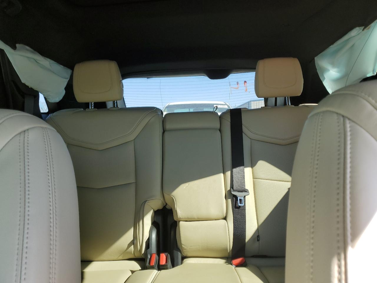 2019 Cadillac XT5 - Image 10