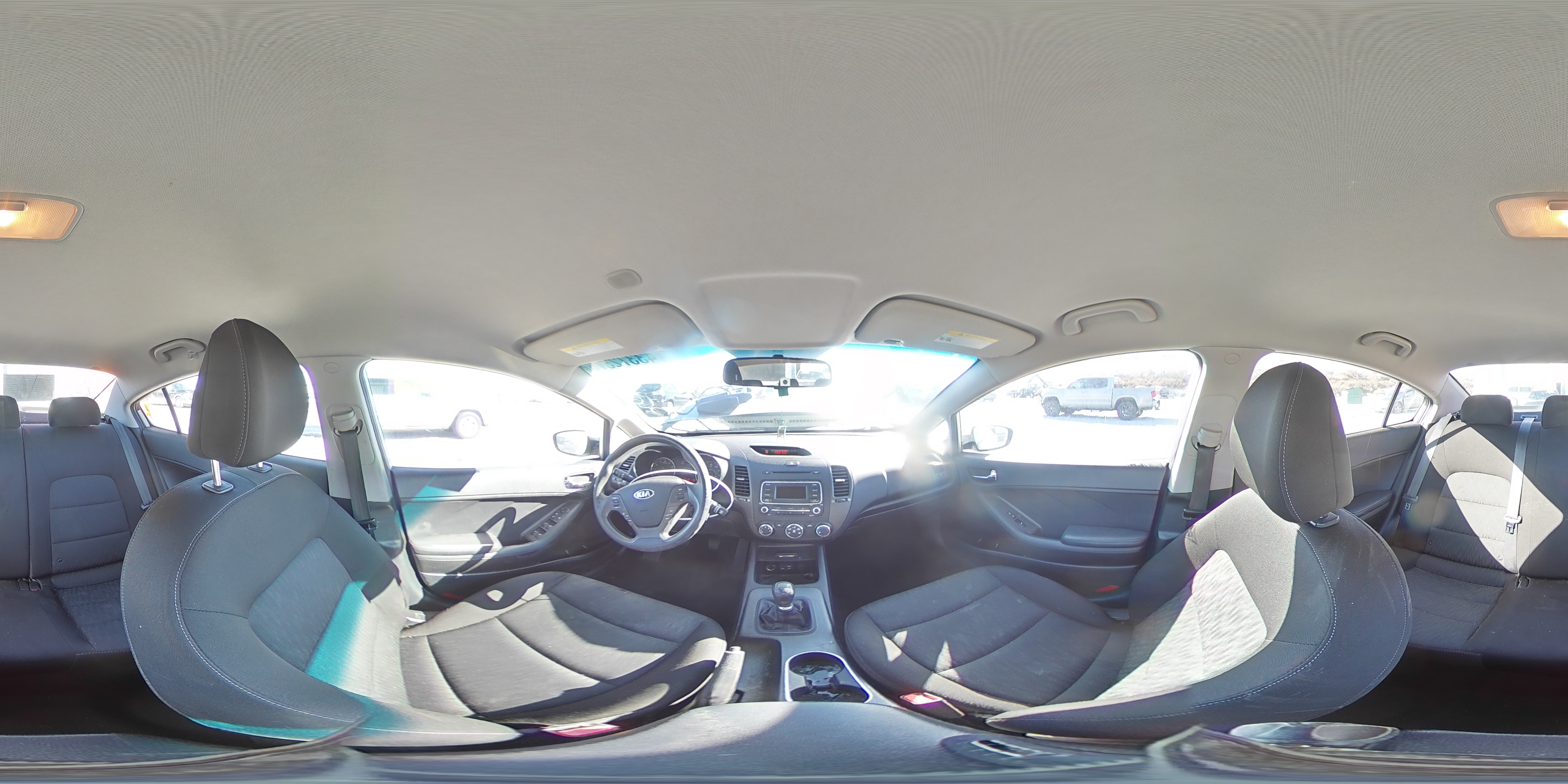 2016 Kia Forte - Image 13