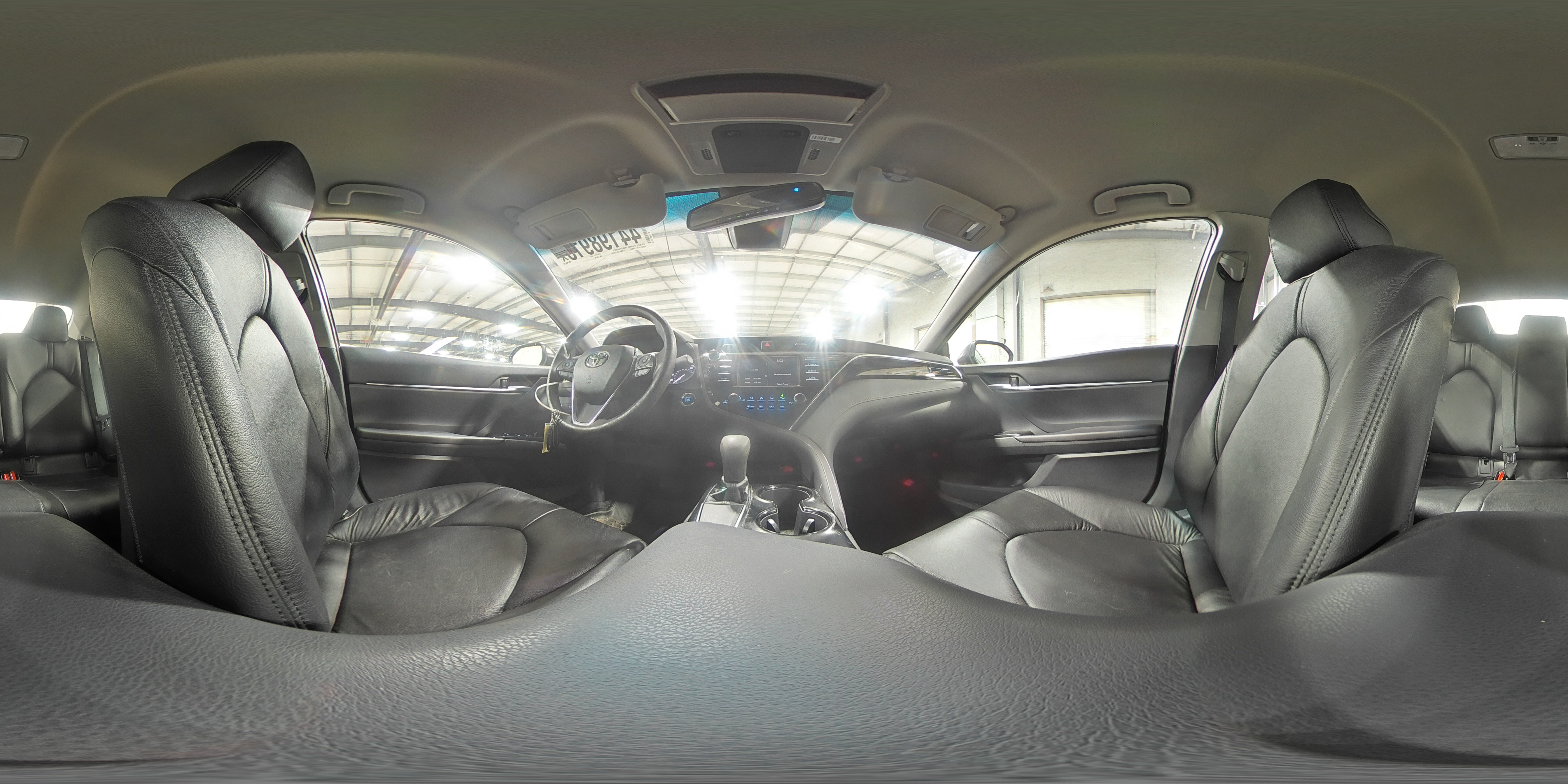 2018 Toyota Camry - Image 14
