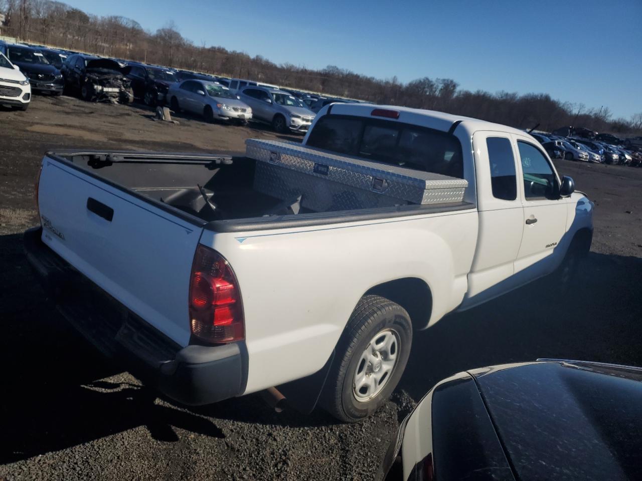 2013 Toyota Tacoma - Image 3